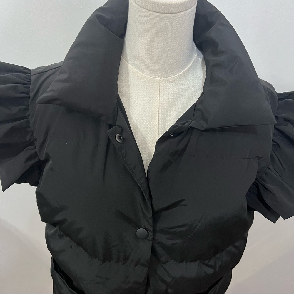 Bucket List Black Ruffled Puffer Vest -- M - Picture 4 of 10